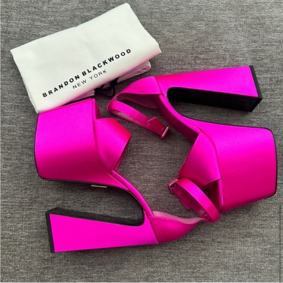 BRANDON BLACKWOOD HOT PINK SATIN SALI PUMP - Picture 4 of 7